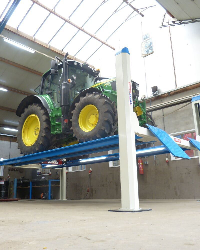 In de breedte verstelbare rijbanen